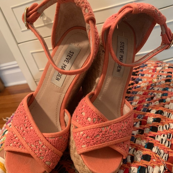 Steve Madden Knit Wedges in Coral/ Pink/ Salmon - Picture 2 of 3